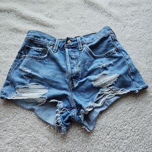 LEVIS‎ 501 Womens Distressed Cut Off Denim Shorts Size 26